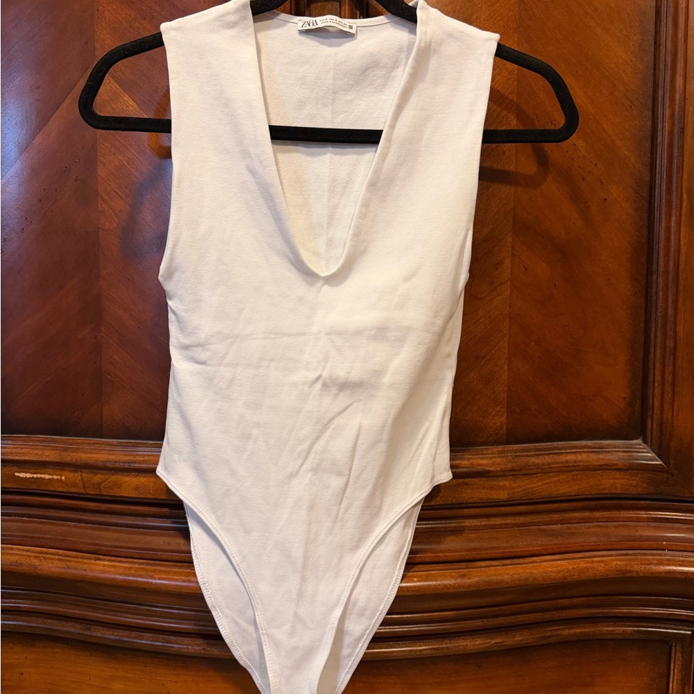 Zara White Deep V Sleeveless Bodysuit